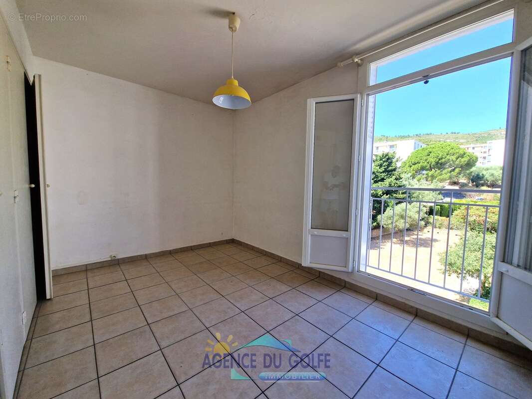 Type 2 avec beau balcon et cave - photo 9
