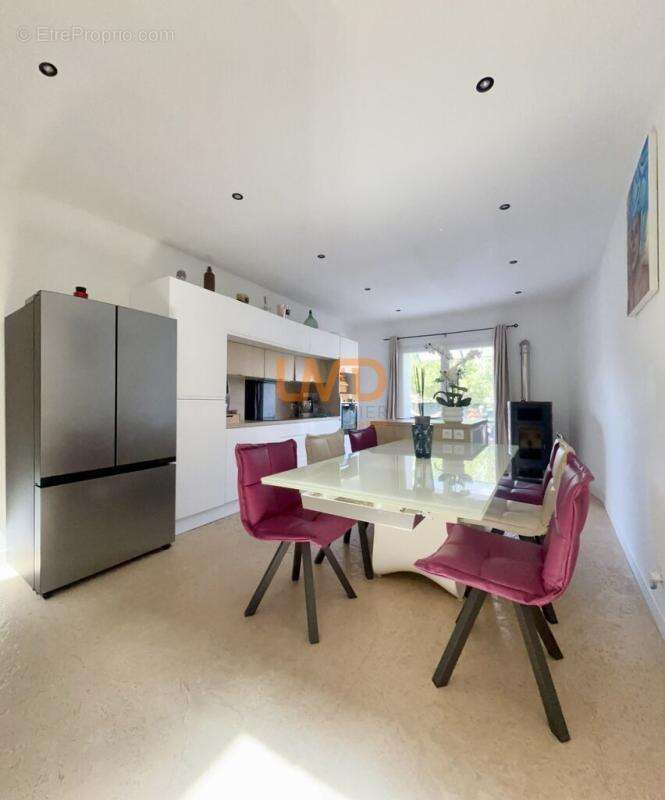 Maison à CALVISSON