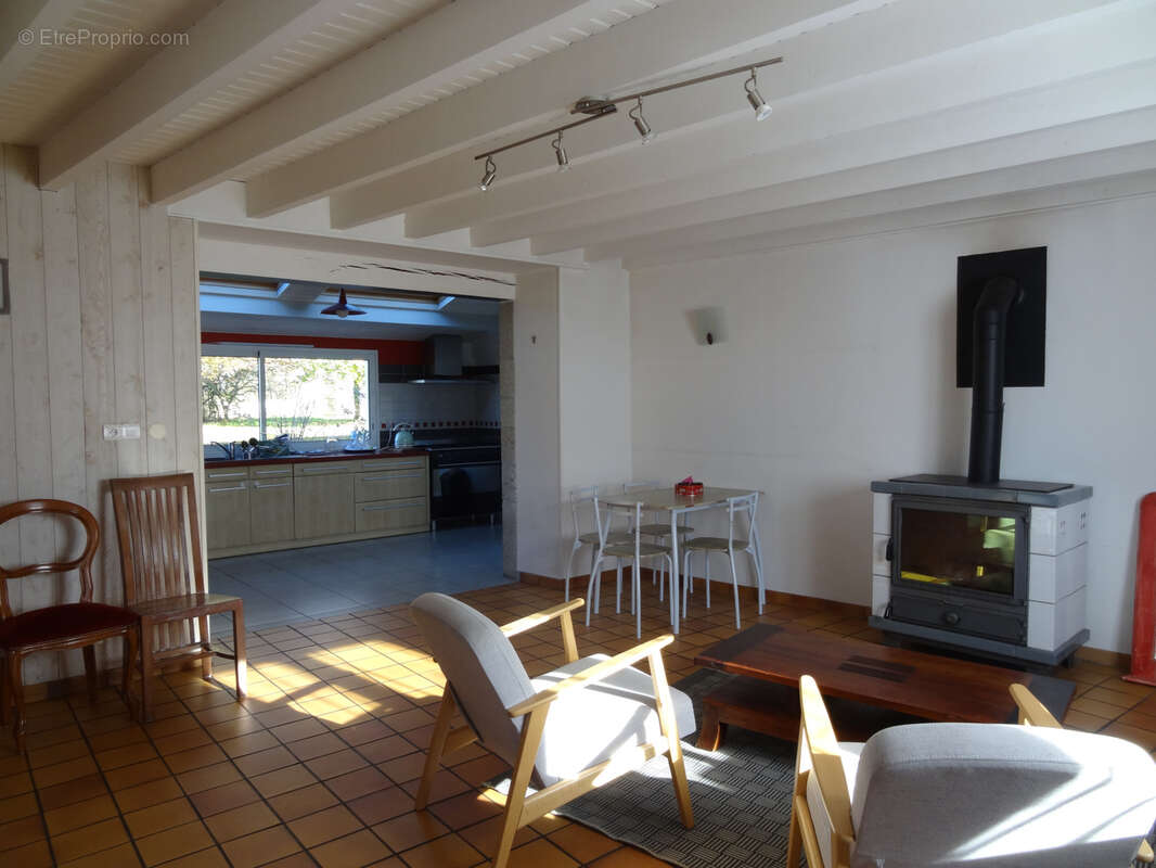 Maison à PLOUNEVEZ-QUINTIN