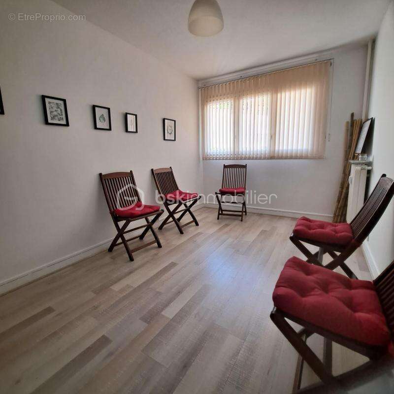 Appartement à SAINT-FARGEAU-PONTHIERRY