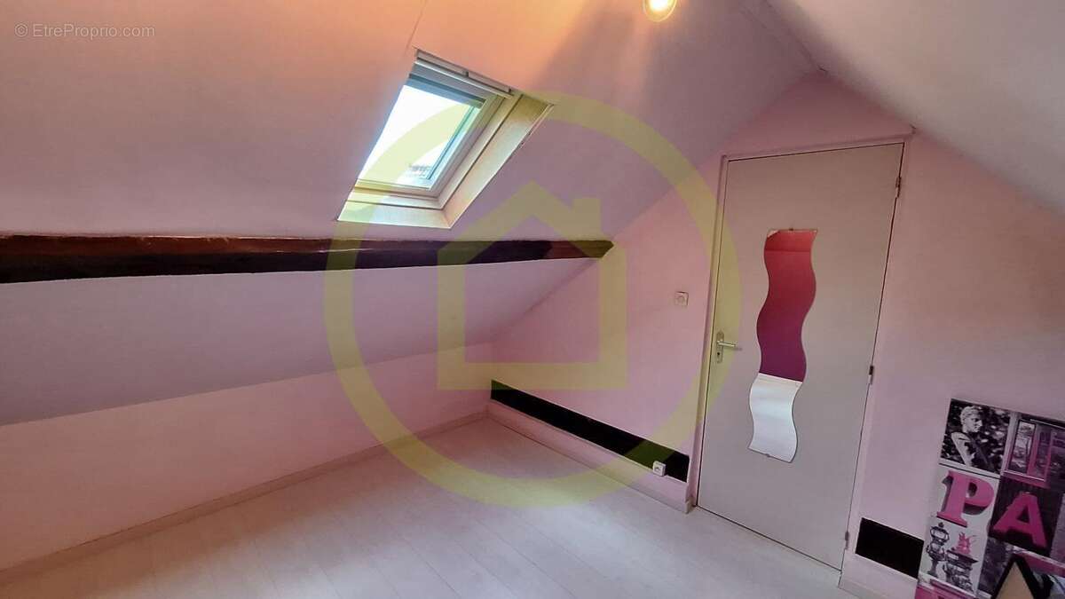 Maison à NEUVILLE-EN-AVESNOIS