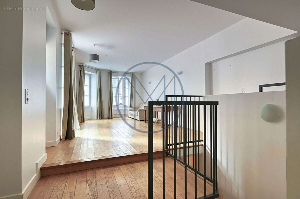 Appartement à VERSAILLES