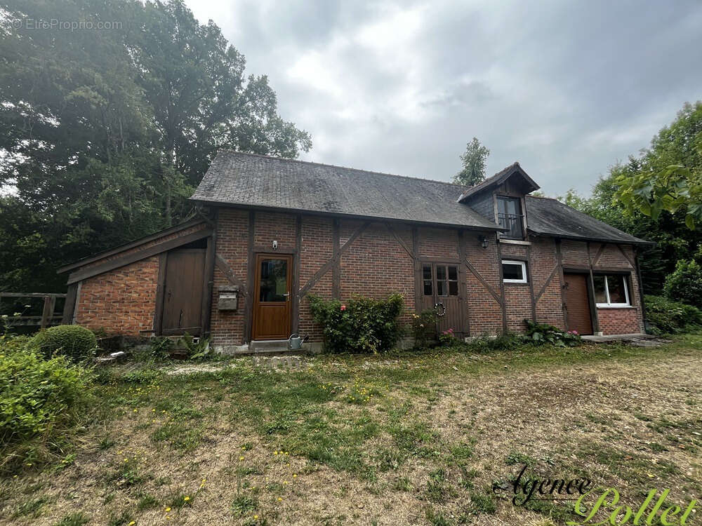 Propriété 9,5 ha : maisons, moulin, dépendances, 3 étangs - photo 8
