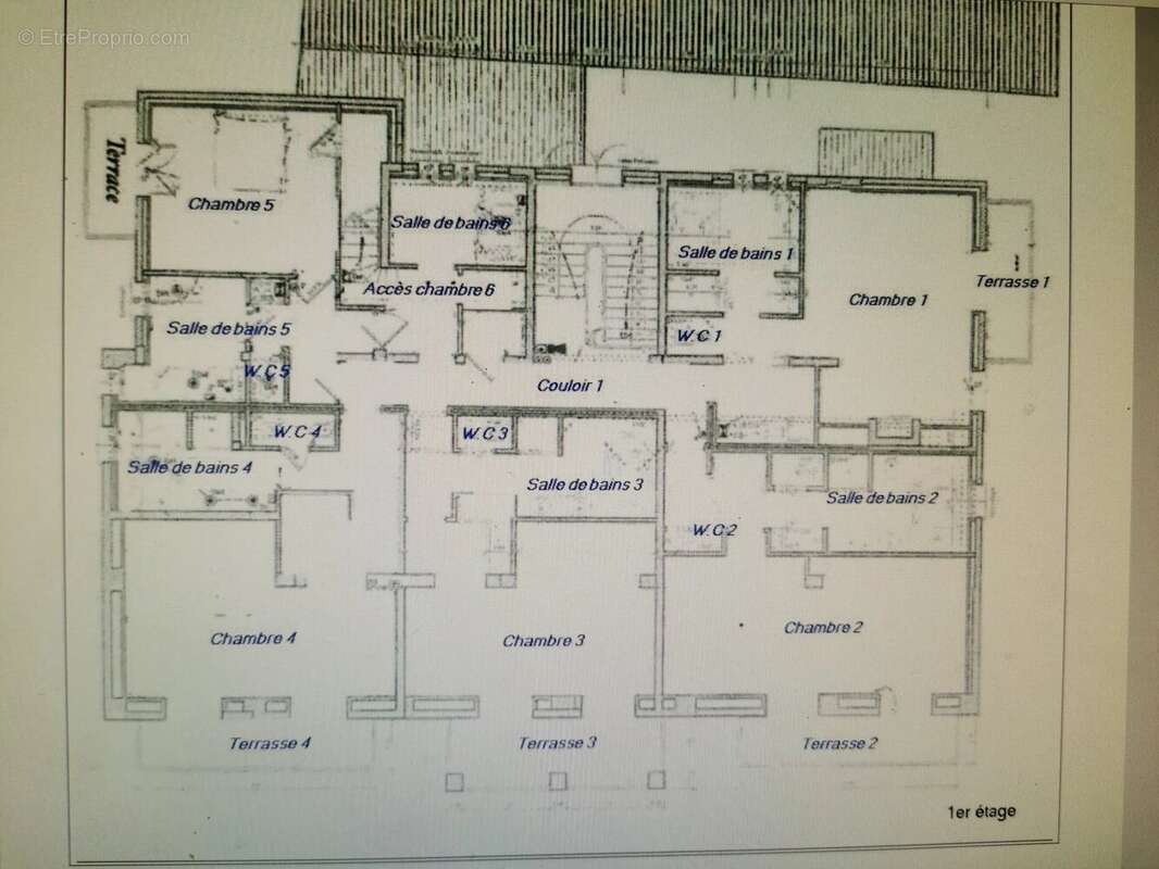 Maison à LES ISSAMBRES