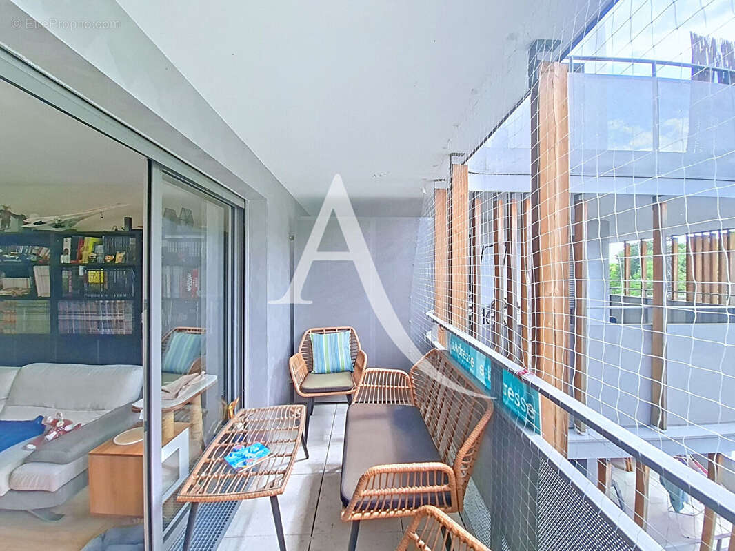 À vendre - massy atlantis - appartement 4 pièces avec balcon, double parking et à 10 minutes de massy-palaiseau - photo 8