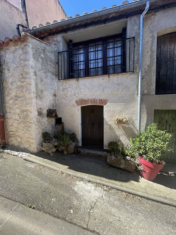 Maison à MONTALBA-LE-CHATEAU