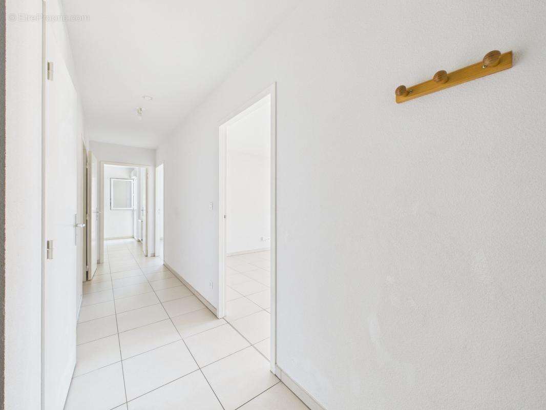 Appartement à SARROLA-CARCOPINO