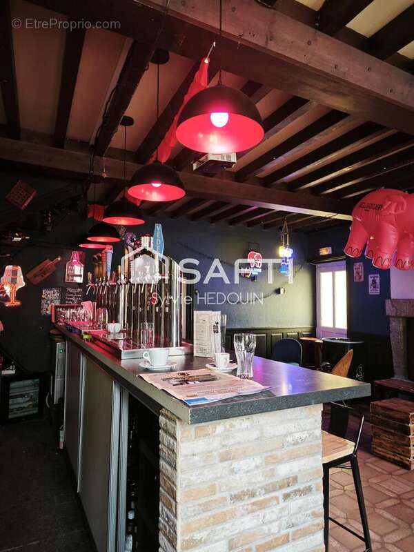 Photo 3 - Commerce à SAINT-SAMSON