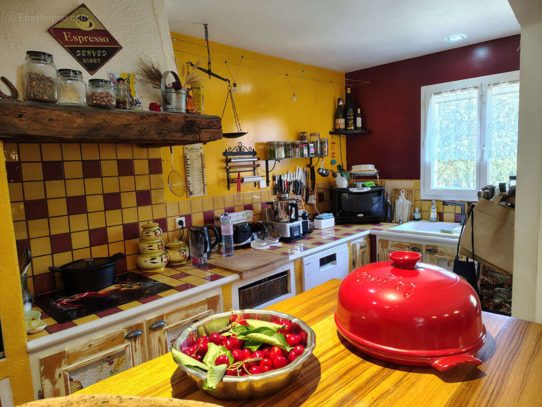 Maison à REGUSSE