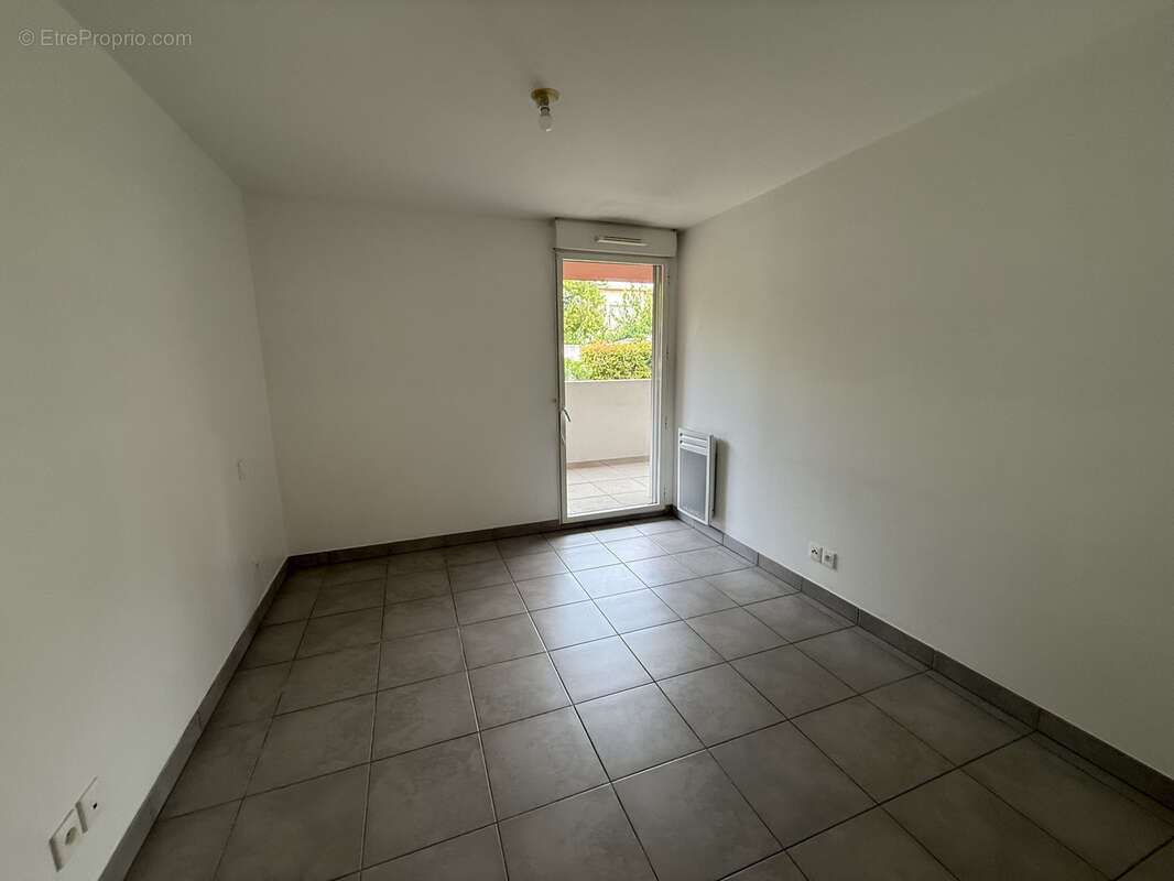 Appartement t3 garage et terrasse - photo 5