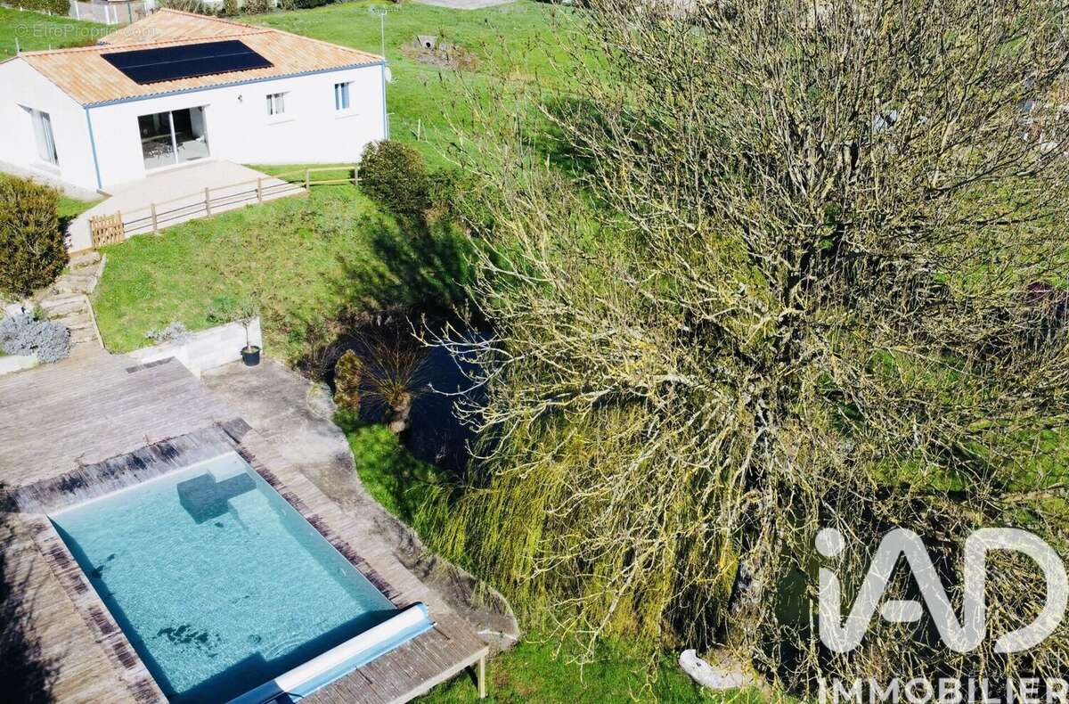 Photo 3 - Maison à LE CHAMP-SAINT-PERE