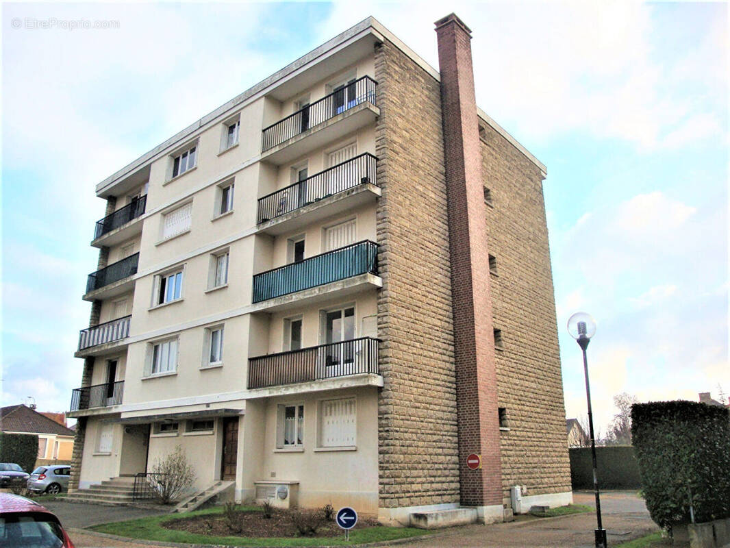 Appartement à BOIS-D'ARCY