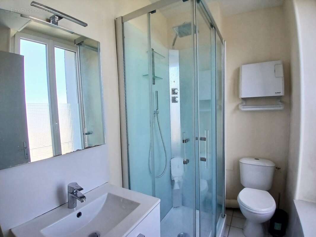 Appartement 36 m² à Laval  - photo 2