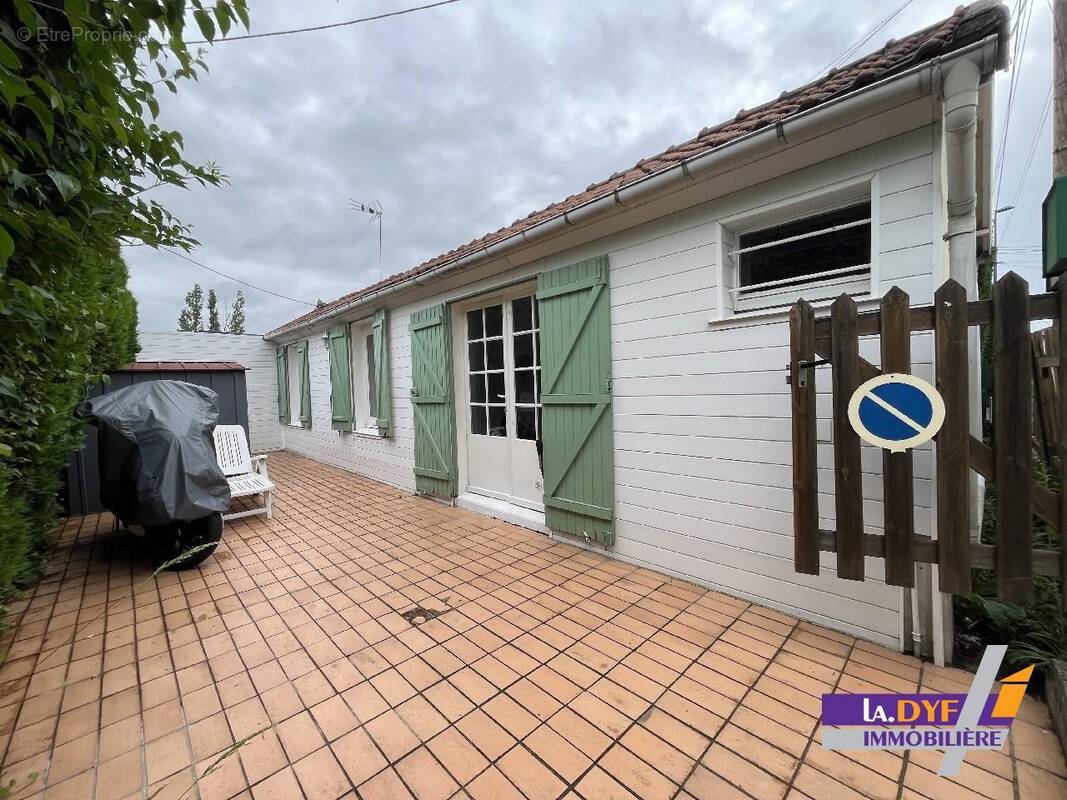 Maison à VAUJOURS