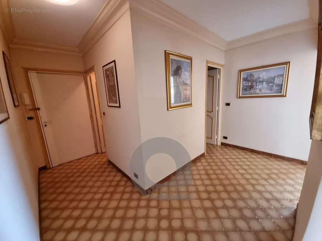 Appartement à MENTON