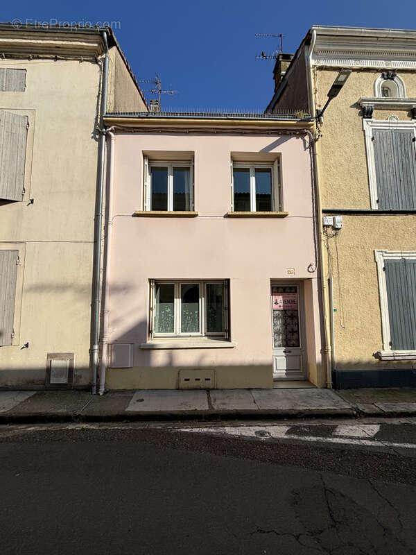 Maison à VILLENEUVE-SUR-LOT