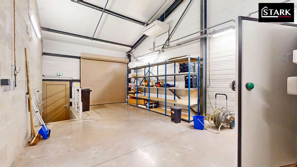 Commerce à FRAHIER-ET-CHATEBIER