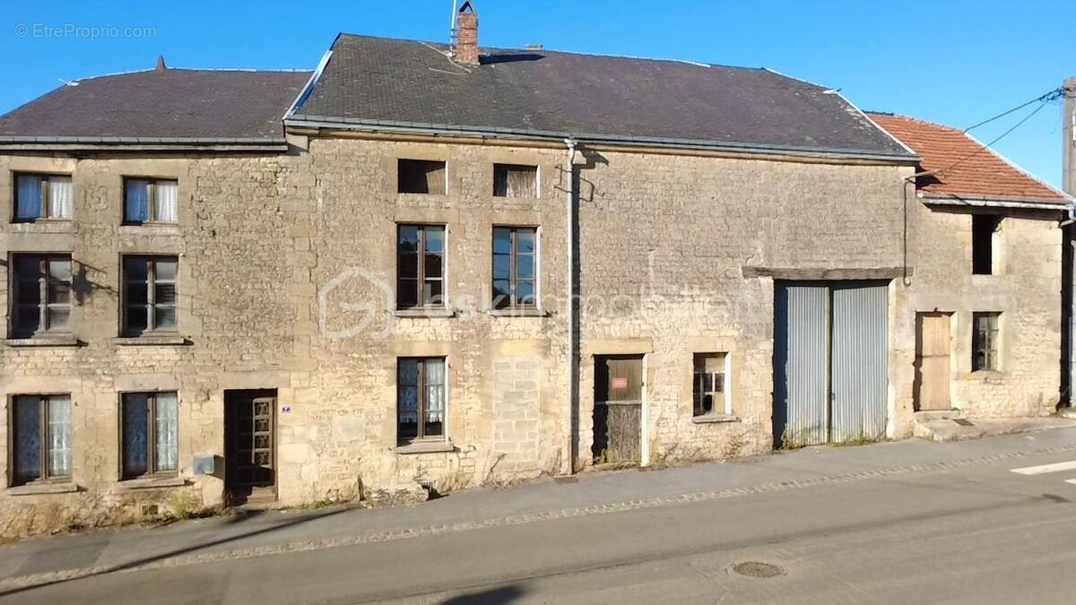 Maison à BEAUMONT-EN-ARGONNE