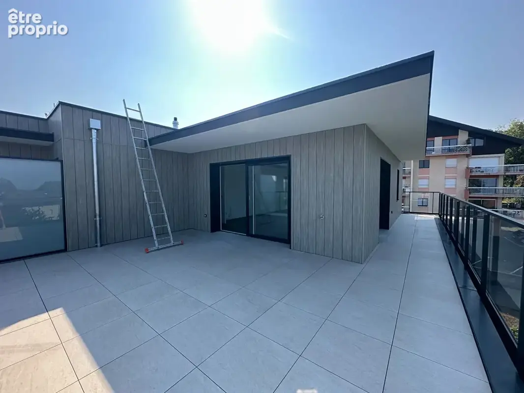 Appartement T3 de 81.67 m² dernier étage - Vue Lac imprenable  - Evian Les Bains - photo 11