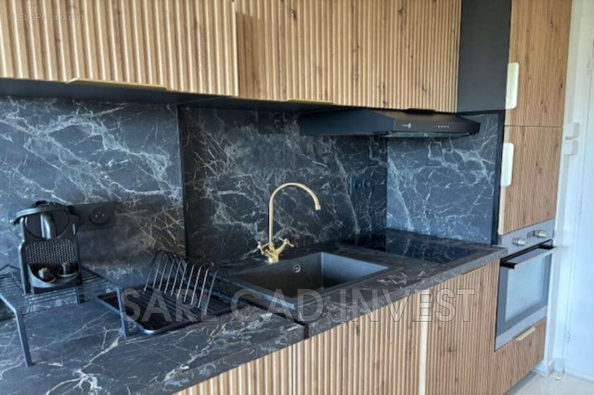 Appartement à VALLAURIS