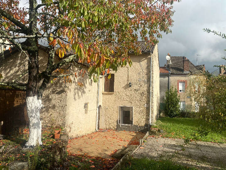 Maison à MAGNAC-LAVAL