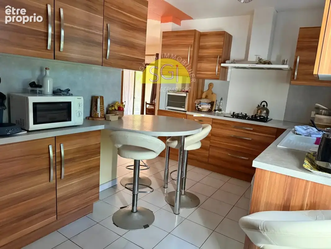 Villa 4 faces sur 5595m2 de terrain - photo 5