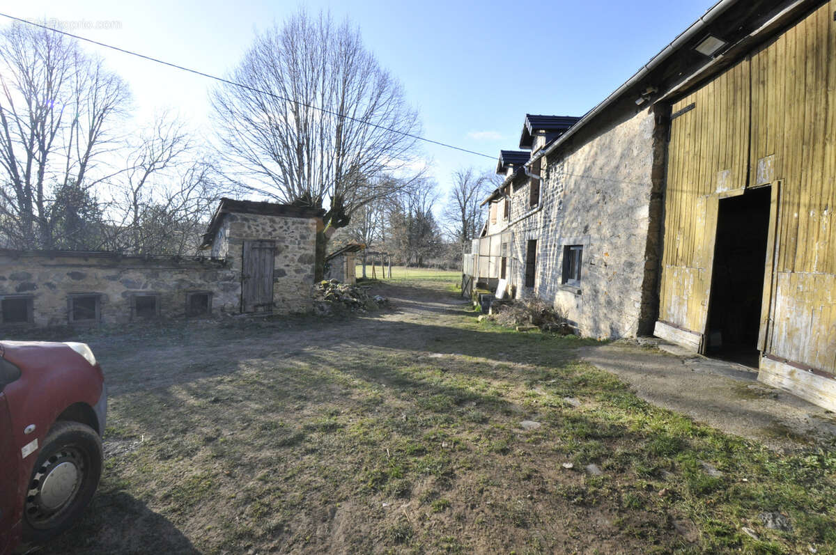 Maison à LA PORCHERIE