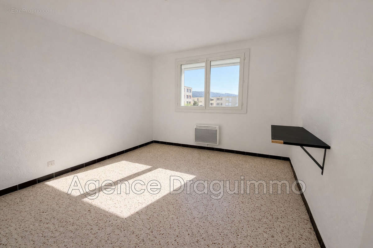 Appartement à DRAGUIGNAN