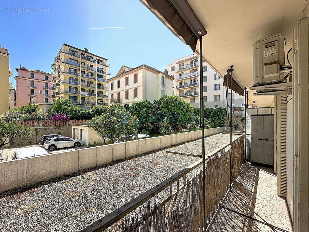 Appartement à AJACCIO