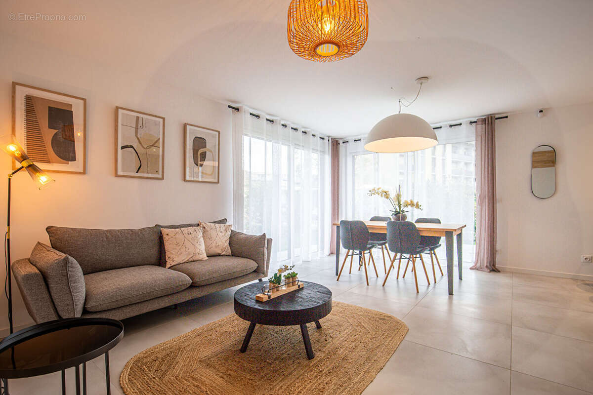 Maison à ALBY-SUR-CHERAN