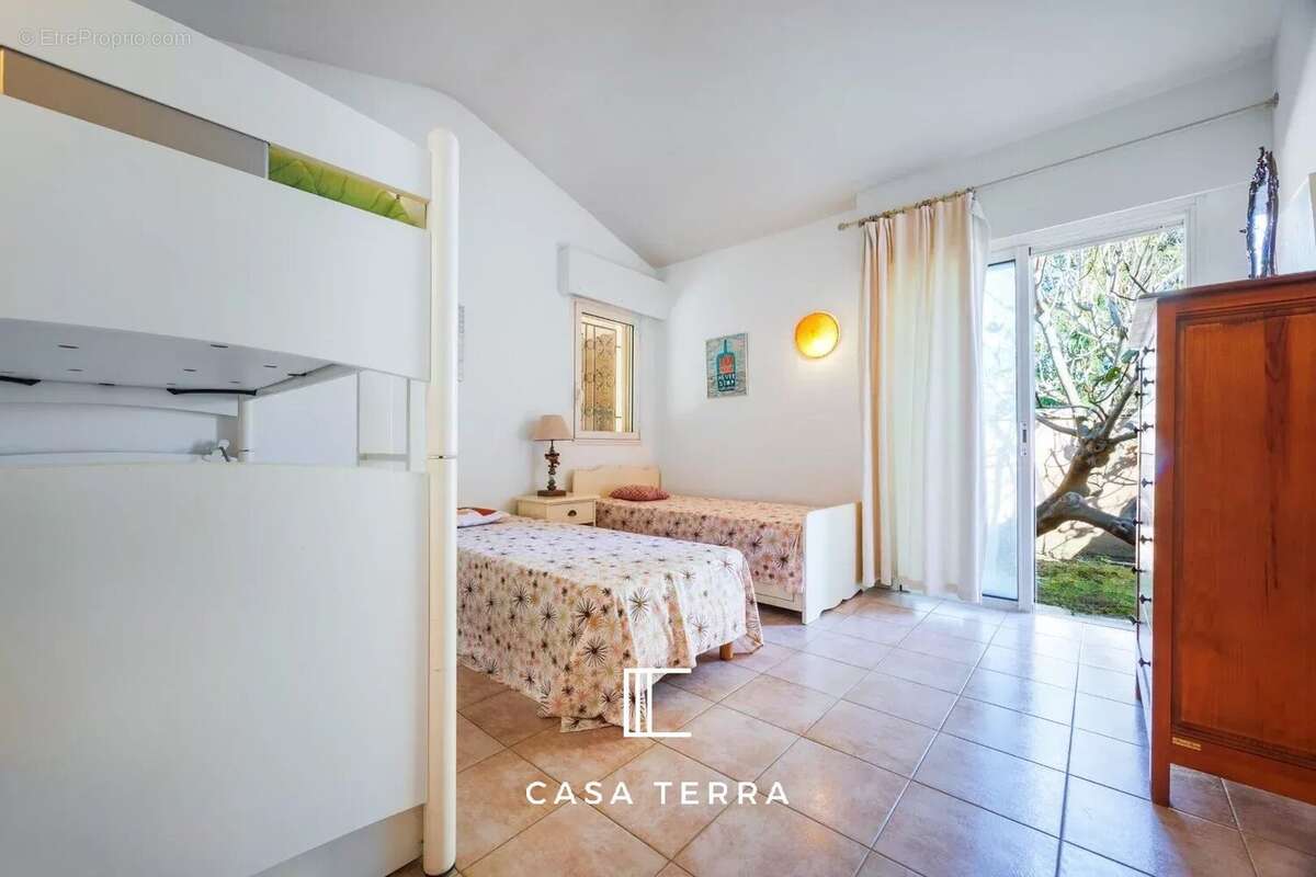 ONDINA - Maison à rénover / Marina di Fiori - photo 15