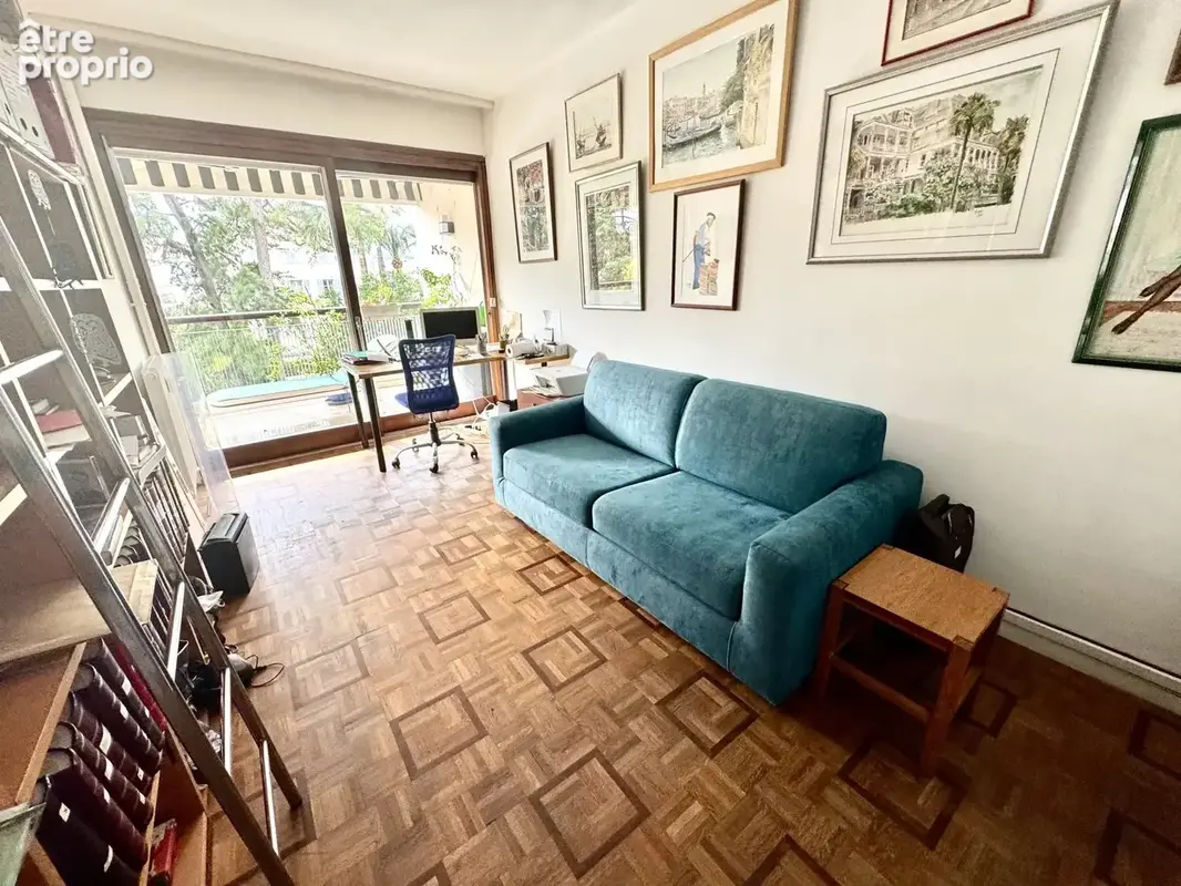 Cannes Vente vaste appartement 3 pièces proche centre - photo 9