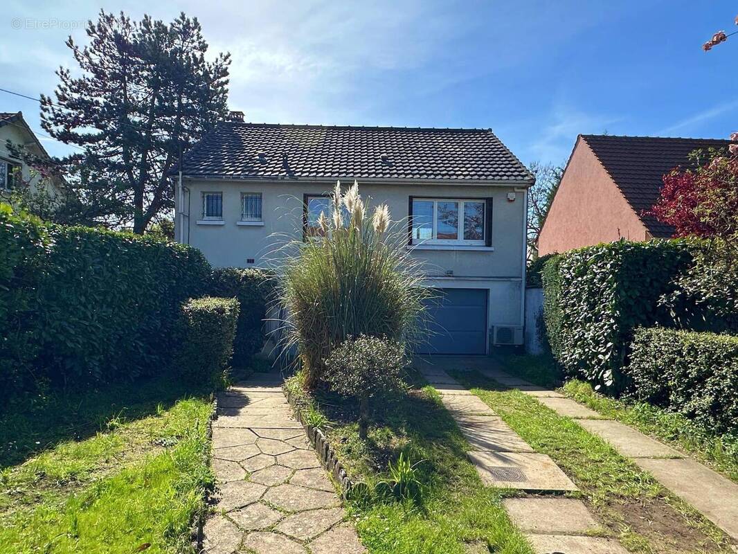 Photo 1 - Maison à CONFLANS-SAINTE-HONORINE