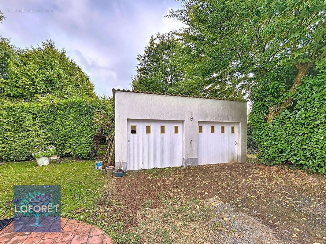 Maison à CHASNE-SUR-ILLET