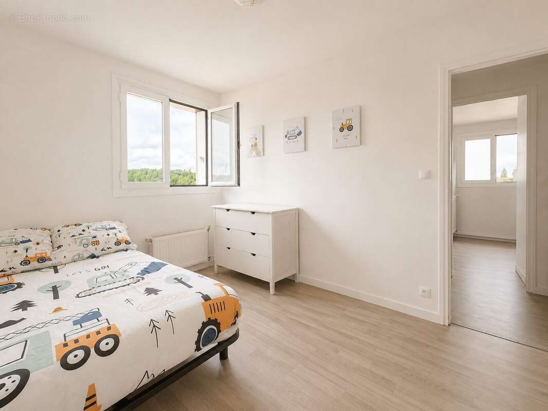 Appartement 84 m² à Guingamp  - photo 6