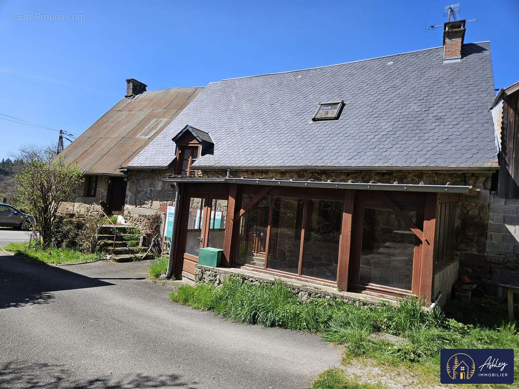 Maison à CHIRAC-BELLEVUE