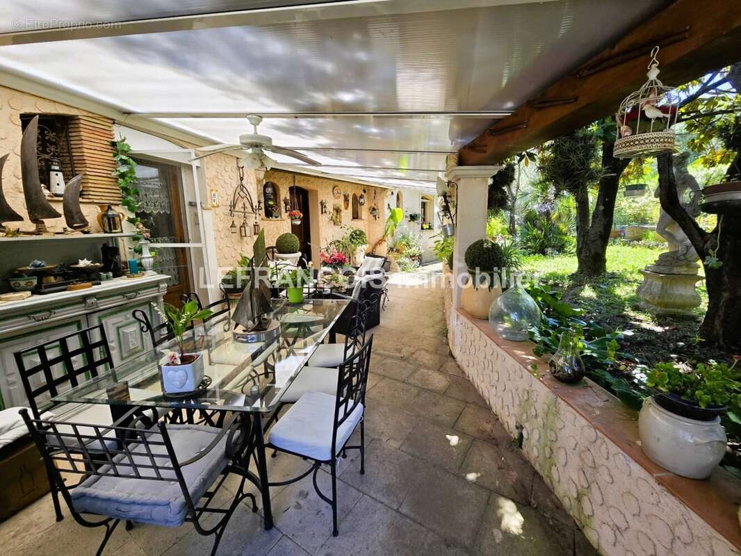 Maison à PEYMEINADE