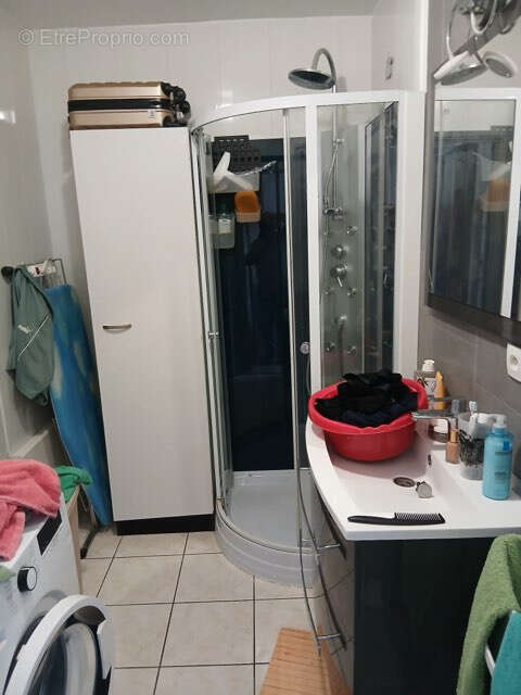 Appartement à LEERS