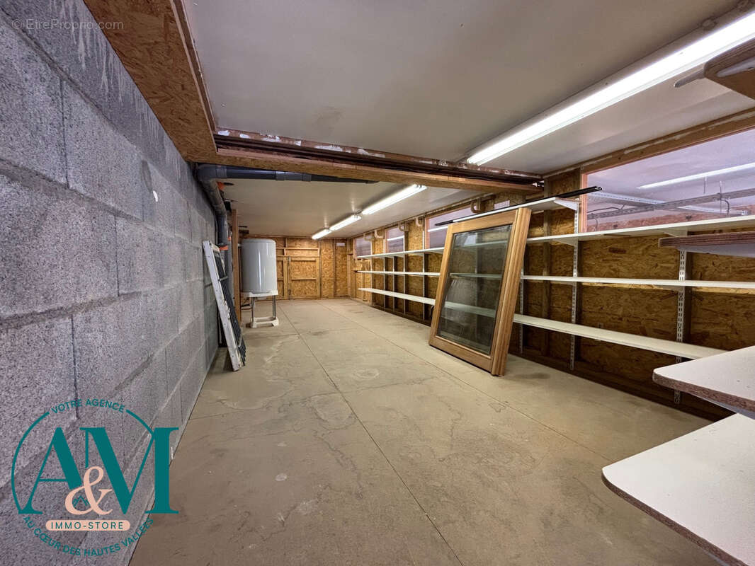 Autre à LA SALLE-LES-ALPES