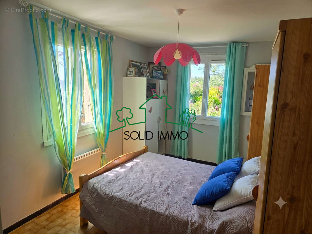 Charmante villa de plain-pied avec jardin verdoyant et double garage - photo 6