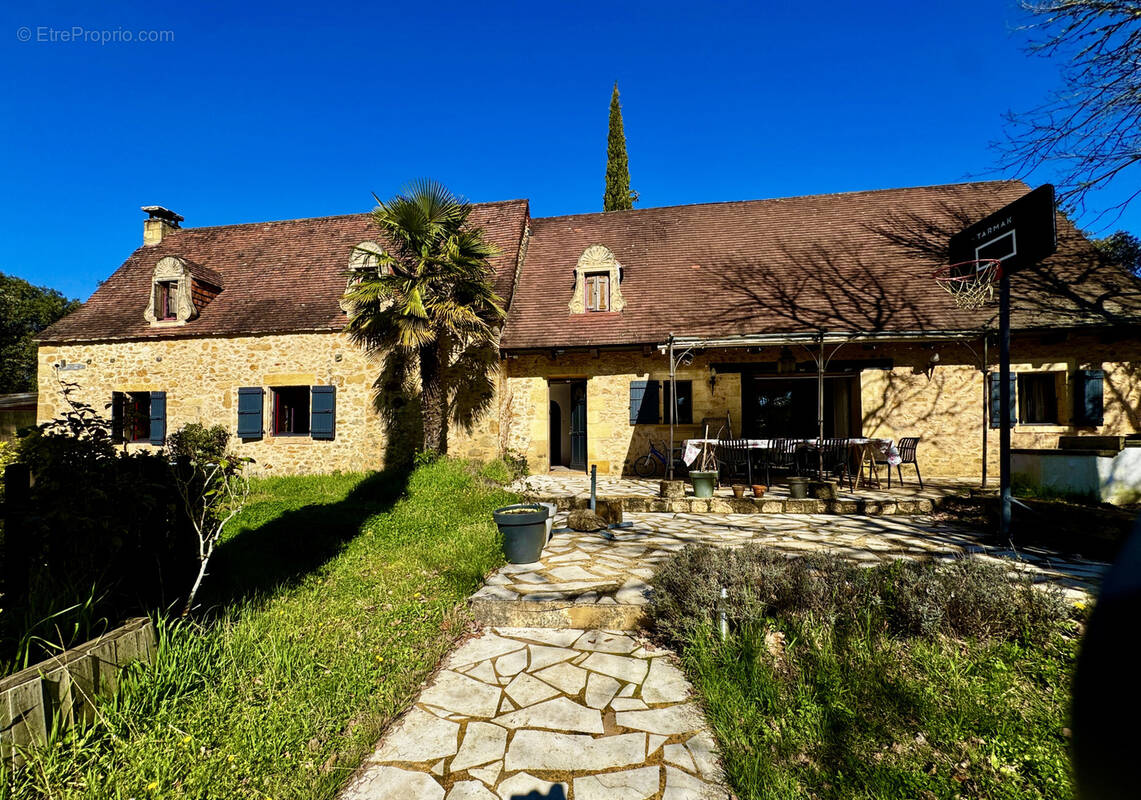Maison à SAINT-CIRQ-MADELON