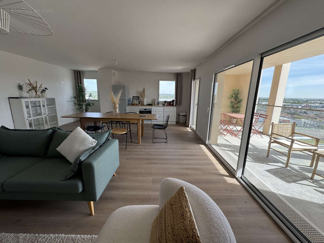 Appartement à BORDEAUX