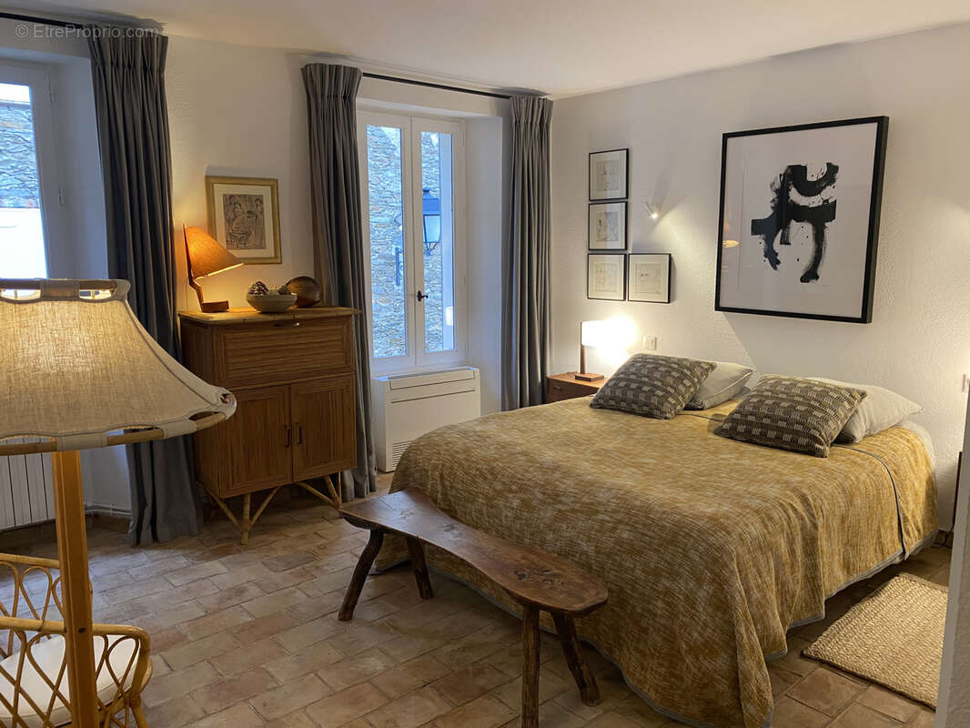 Maison à LA GARDE-FREINET