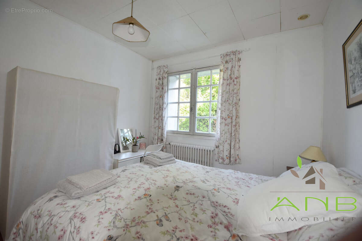 Maison 102 m² à Ecuras  - photo 8