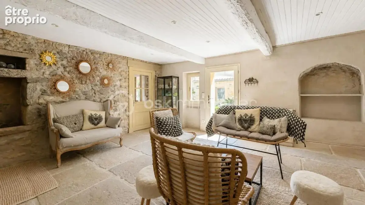 Mas xviiiᵉ en pierre • 340 m² • 8 chambres • piscine chauffée • drôme provençale - photo 14