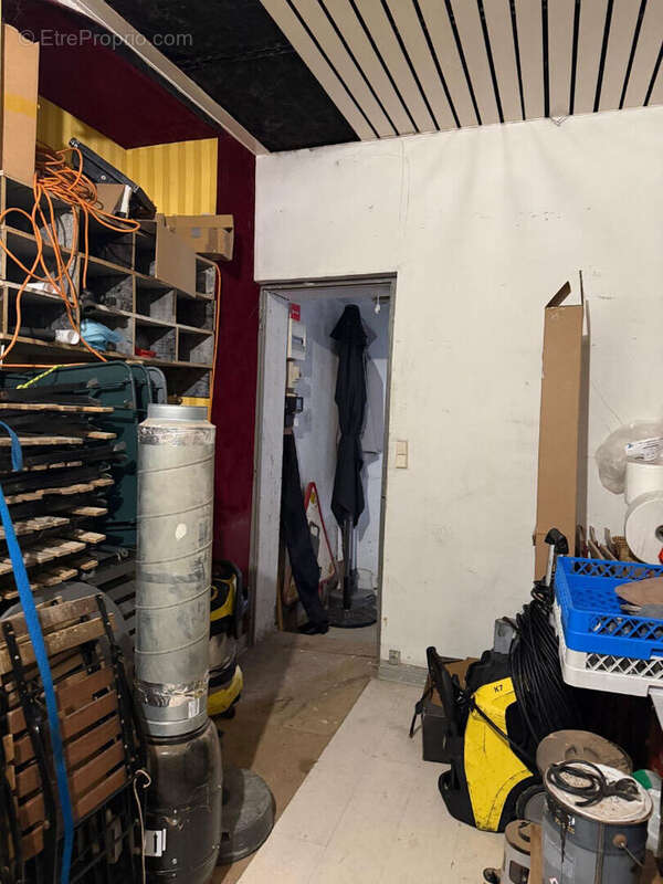 Commerce à VERSAILLES