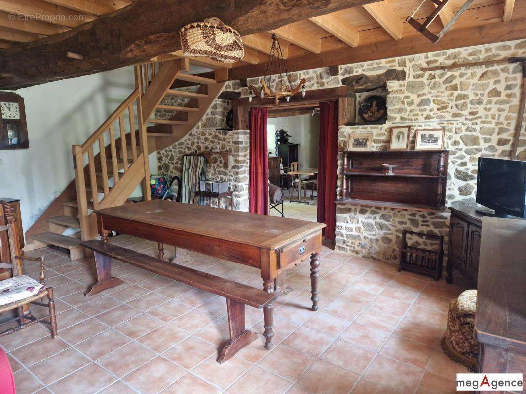 Maison à SAINT-SEGLIN