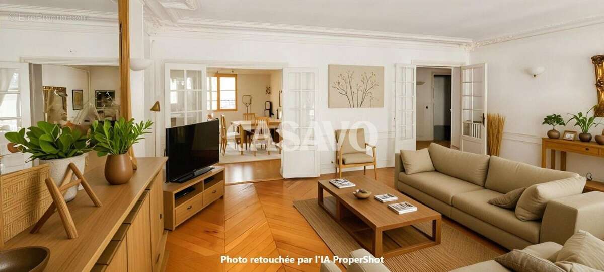 Appartement à PARIS-10E