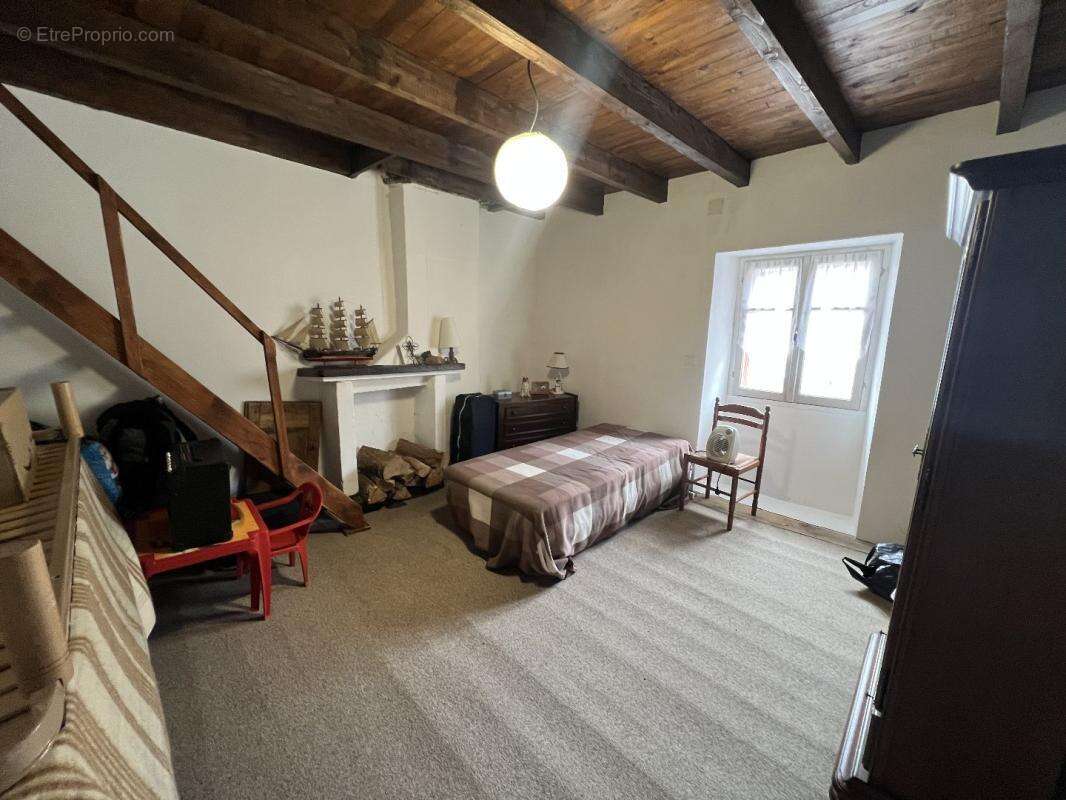 Maison à LE MONASTIER-PIN-MORIES