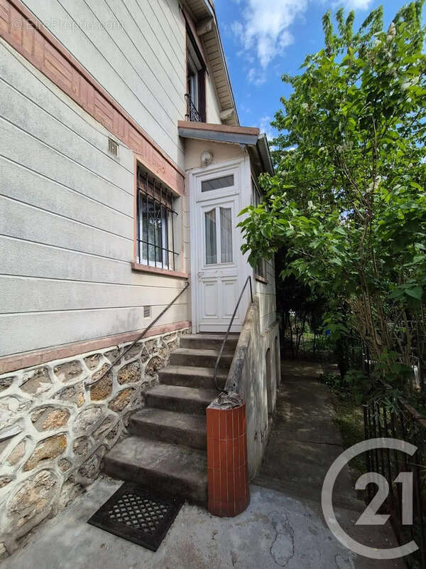 Maison à GARGES-LES-GONESSE